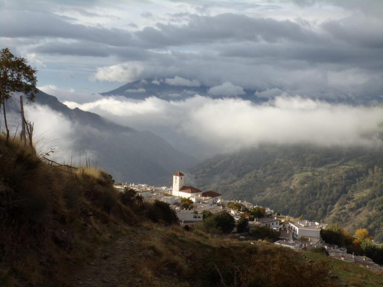 "Casa Ibero" Bubion, Alojamiento Turistico Rural Bagian luar foto